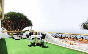 Acogedora Vivienda vacacional en Tenerife con vistas piscina y WIFI